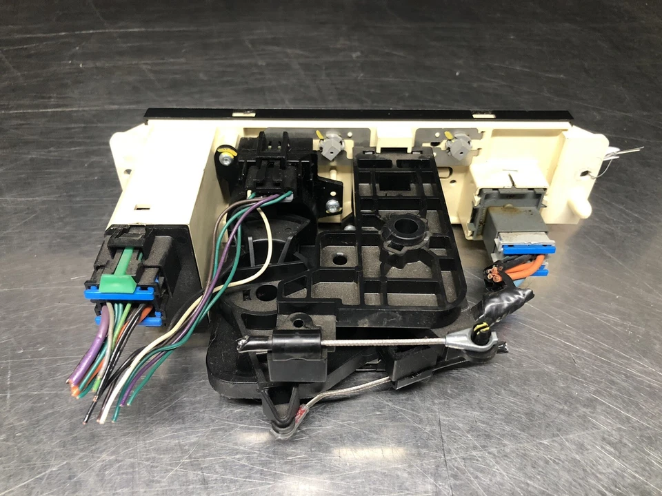Chevrolet Cavalier 2003-2005 calefacción aire acondicionado temperatura climatización climatización Foto 4 de 4