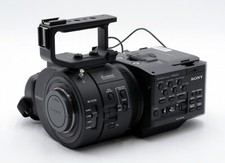 SONY NEX FS700U 4K CAMCORDER BODY 25X10 HOURS...