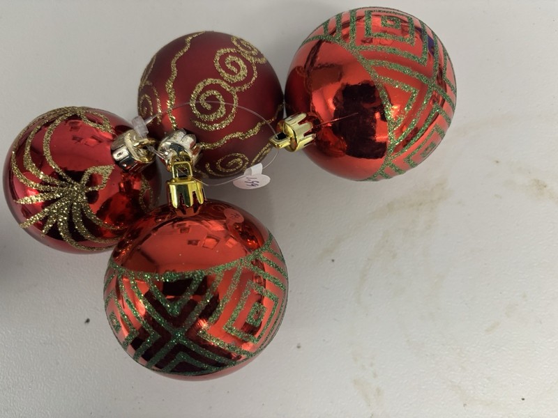 Lot Of 4 Red Christmas Tree Ornaments (2 Large & 2 Small) Pre Owned