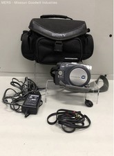 Sony Handycam DCR-DVD201 Digital DVD Camcorder With AC Adapter and Case