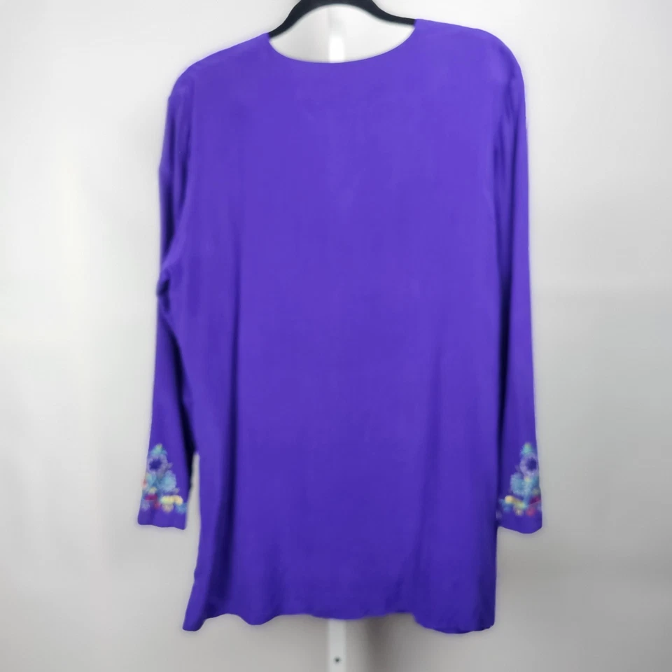Top vintage de seda Diane Von Furstenberg para mujer talla mediana púrpura bordado floral  Foto 3 de 4
