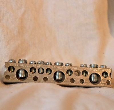 N8108 Ilsco Mechanical Lug Aluminum 10-14AWG Electrical Connection Screw Threads