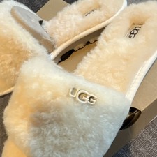UGG Cozette Women s Natural Slide Slippers Lined Cushioned US 8 EU 39 1100892