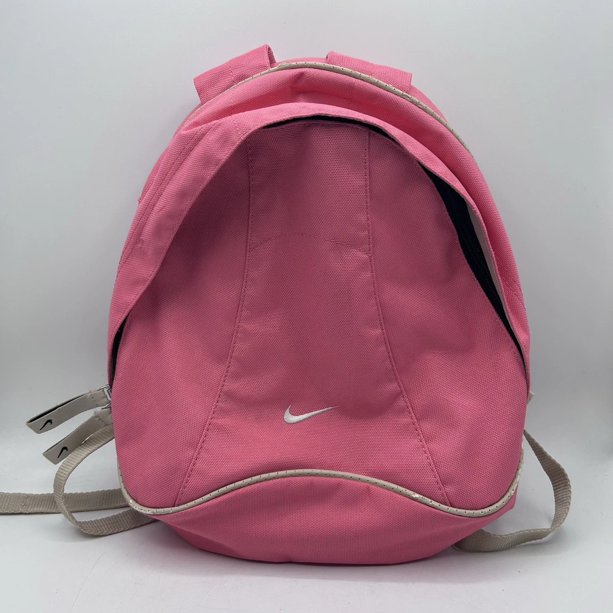 Vintage NIKE Haul Pass Backpack Medium-Large Fuscia Shoulder Straps Y2K Y2K Vintage Mudd One Shoulder Cross Body Backpack Pink  main image 4