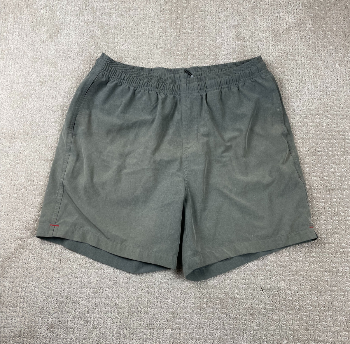 Chubbies Shorts Men L Charcoal Gray Elastic Waist Stretch Performance Activewear