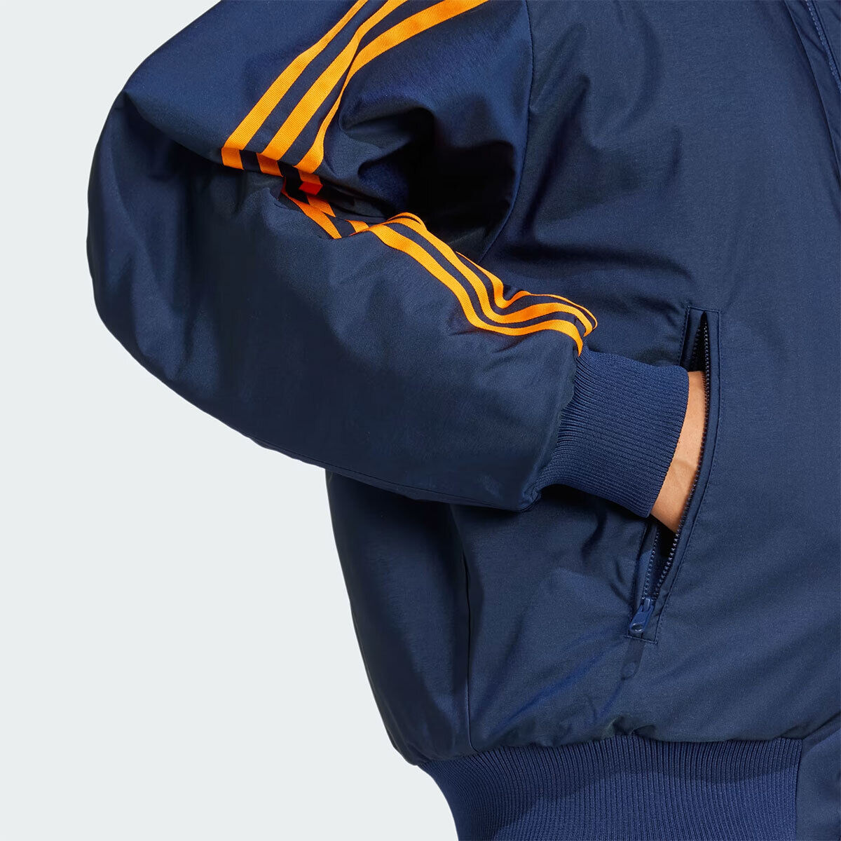 Adidas Originals Womens 70S REVERSIBLE OVERSIZED JACKET Adidas Originals Womens 70S REVERSIBLE OVERSIZED JACKET