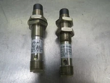 Cutler Hammer E57-12GUO4-DDB Sensor Lot of 2!