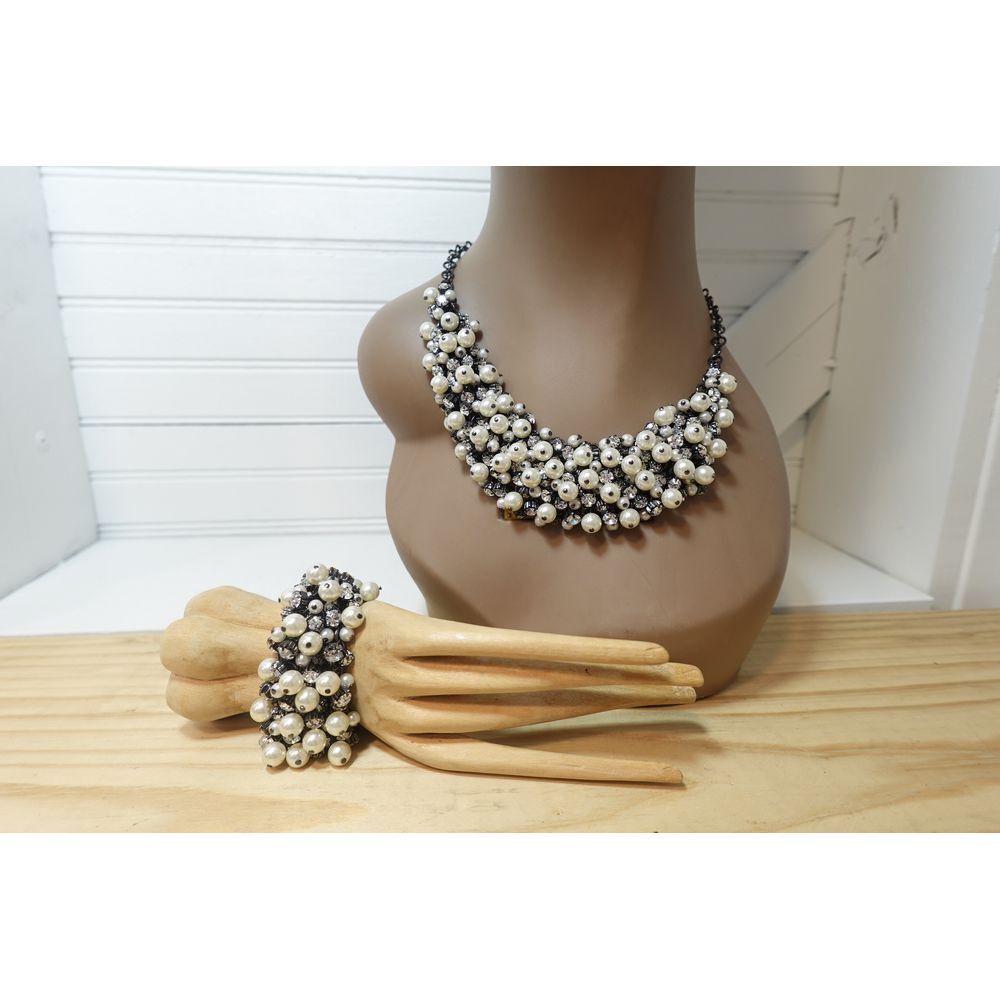 Discontinued Premier Designs jewelry set necklace bracelet NWOT