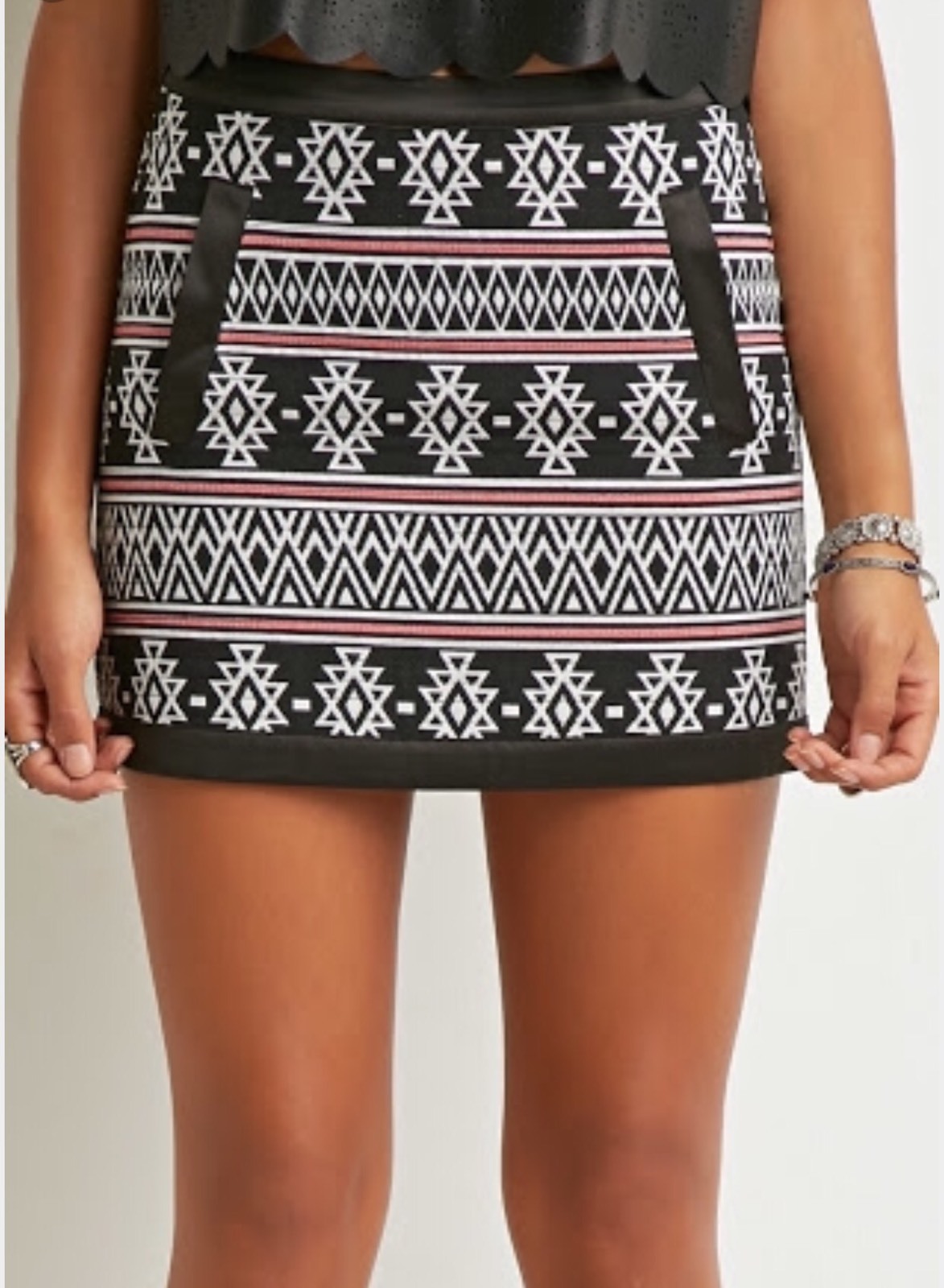 Forever 21 Patterned Mini Black Skirt Size L RRP $50