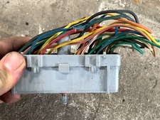 Ford E7TF-12A650-BDA ECM ECU Wiring Harness Plug Connector OEM F-150 F-250 EFI