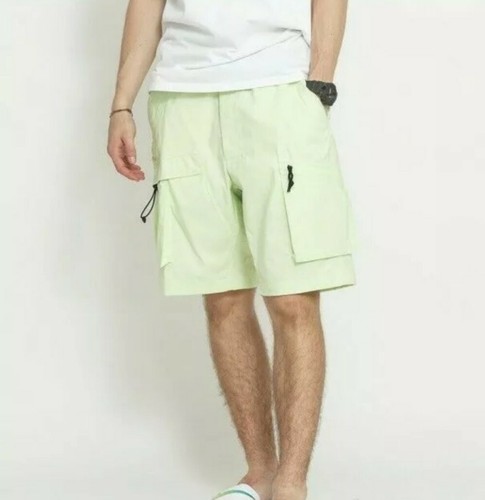 NIKE ACG CARGO SHORTS MENS SIZE LARGE 