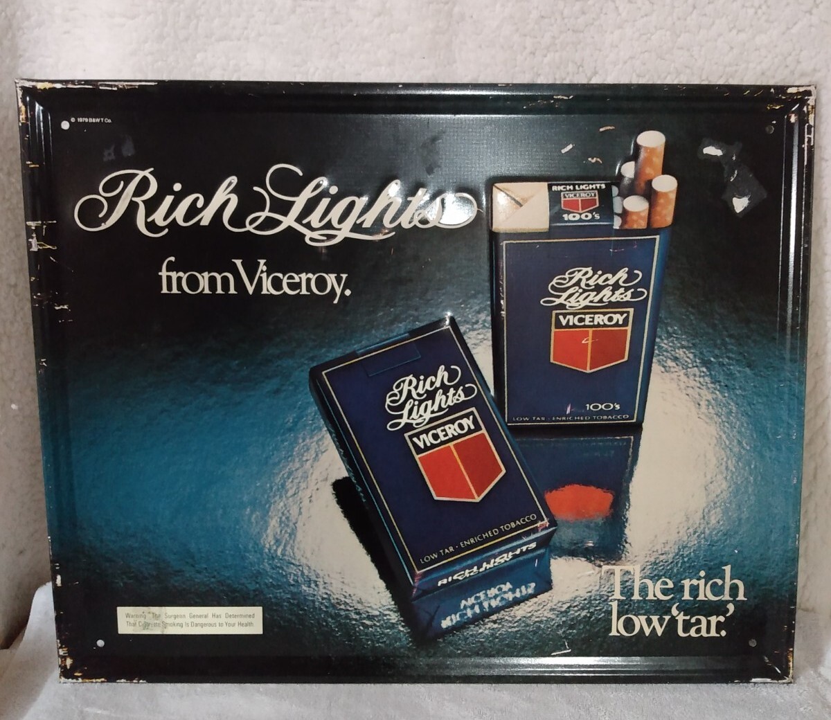 Vintage Tin VICEROY Cigarette Sign 1979