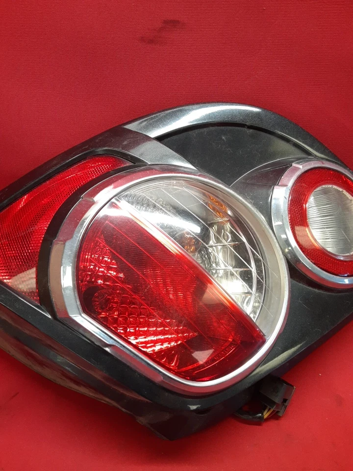 Conjunto de luz trasera derecha pasajero GM Chevrolet Sonic 2012-2016 42407869 Foto 3 de 4