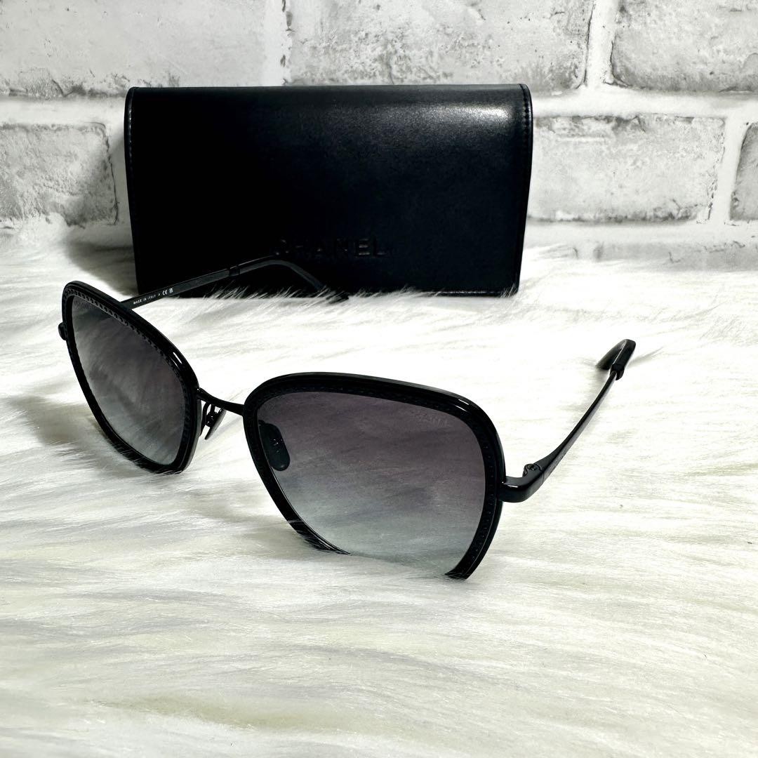 Chanel 4277 B Black Logo Sunglasses with Case Japan Import