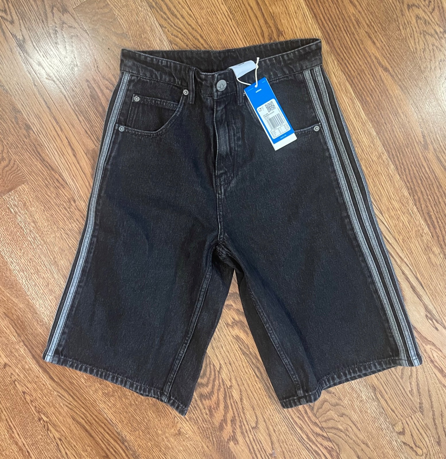 Adidas Originals Firebird Adicolor Denim Shorts / Black / Si