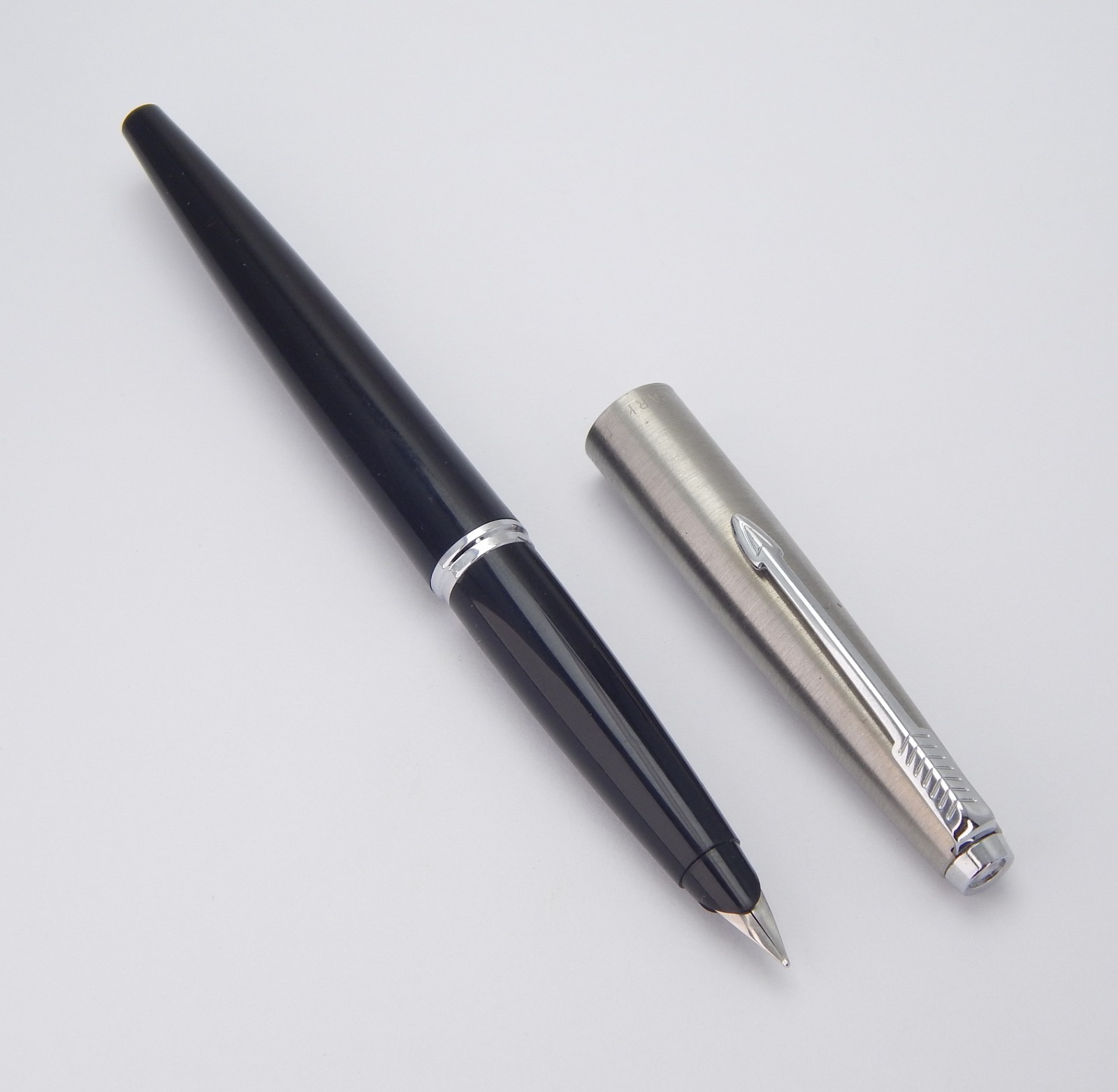 Parker 45 Black & Chrome Trim Fountain Pen - Vintage