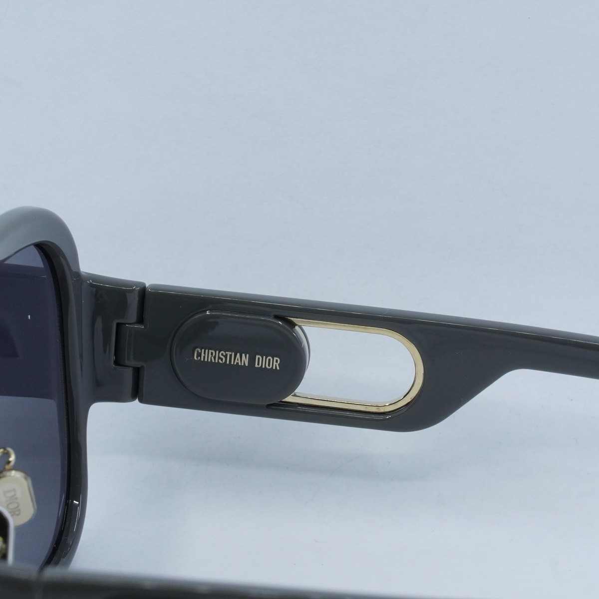 New DIOR DIORBOBBYSPORT M1U 45A7 Grey/Silver Mirror 00--135  display picture 1