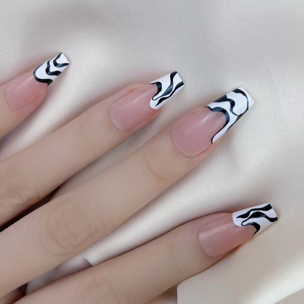 Let's talk about how different nail shapes can affect the way your nails  last ⁣ I loveeee square nails. Square shaped nails however r... | Instagram