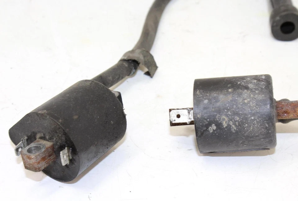 Suzuki Sv650s 2004 bobinas de encendido bobina tapas de bujía Foto 3 de 4