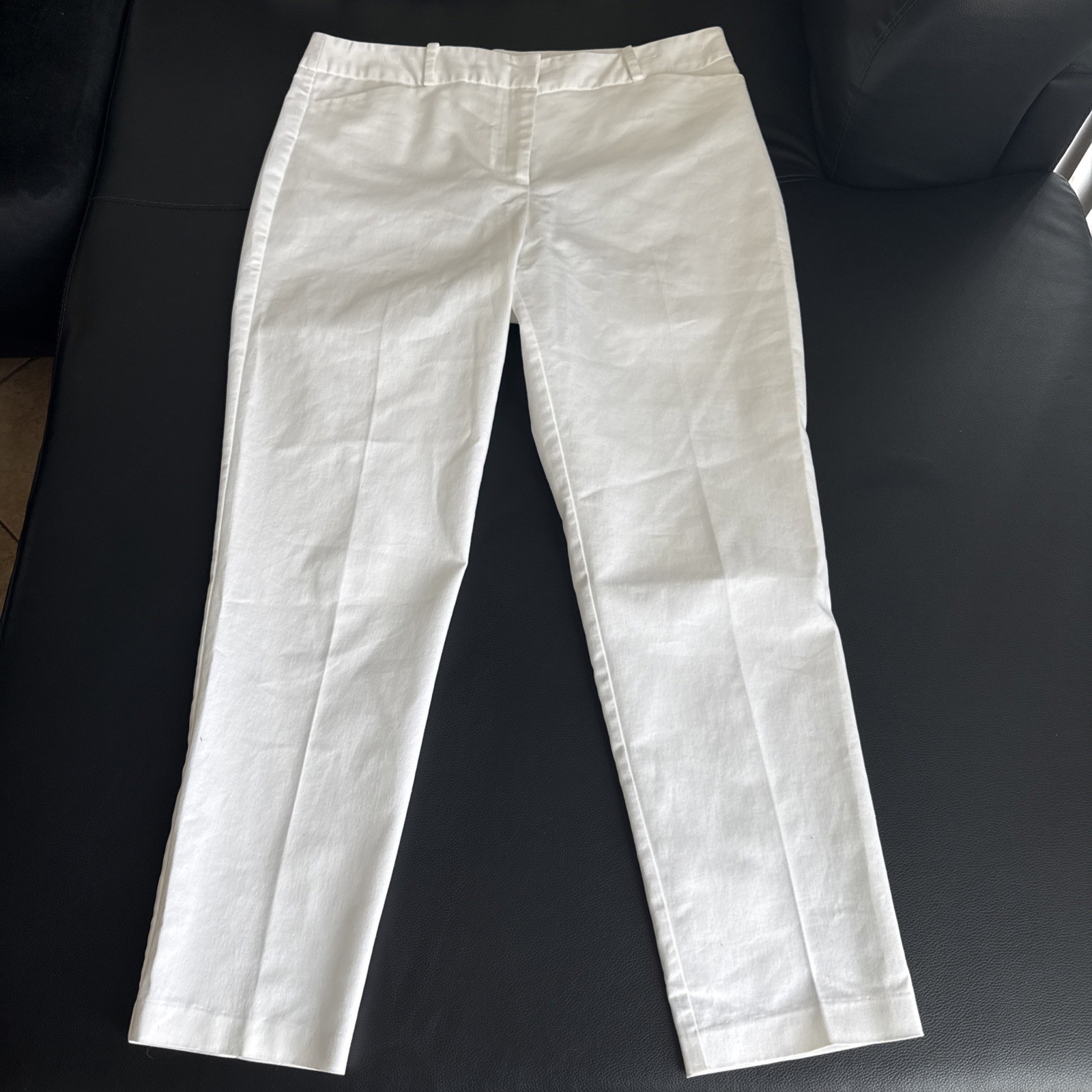 Liz Claiborne Women's Emma White Pants Size 8. Cotton Polyester Spandex Blend