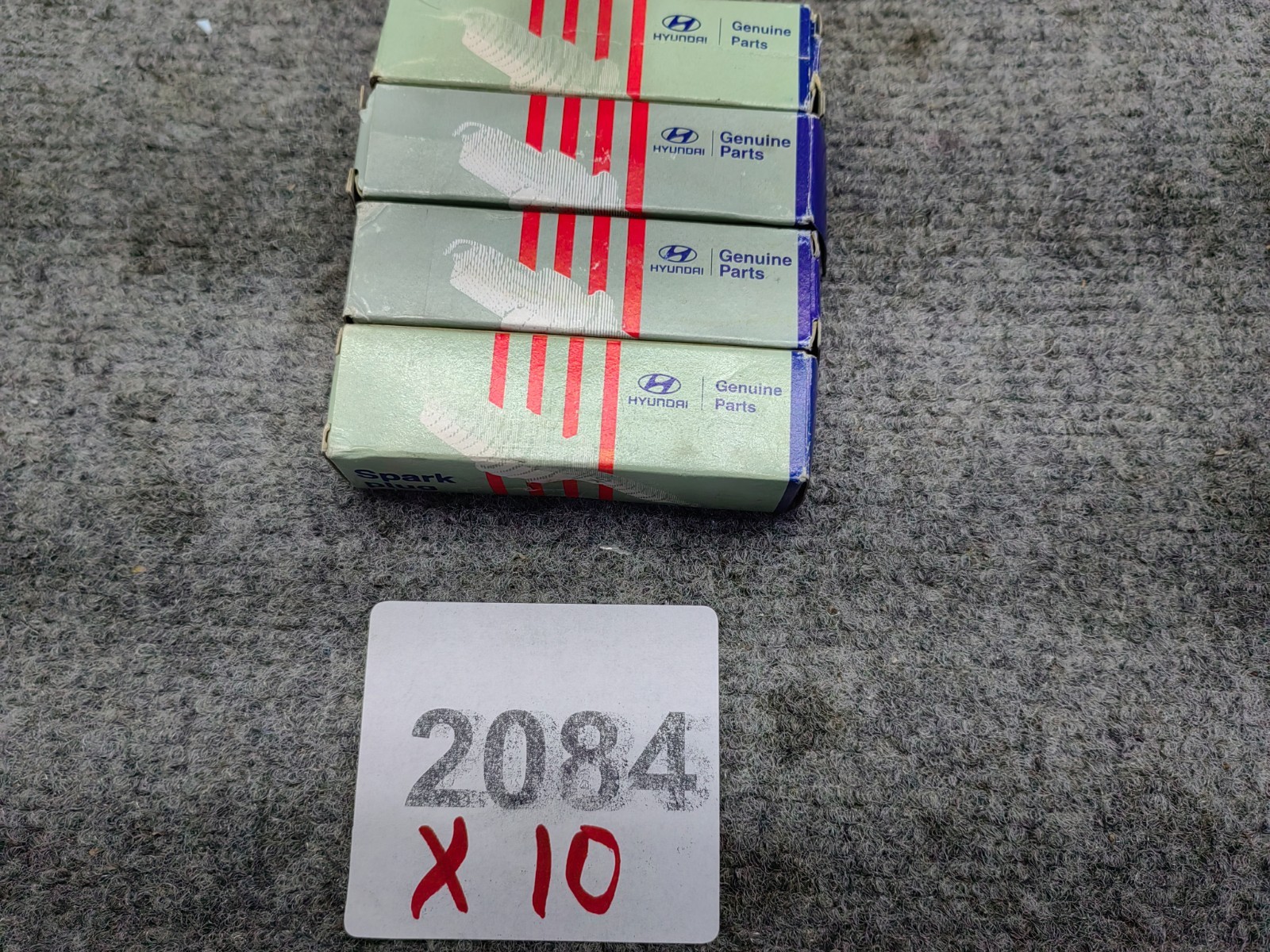 OEM Genuine Spark Plug Hyundai Kia 18818-11051 2001-2006 Optima 2001-04 Santa Fe