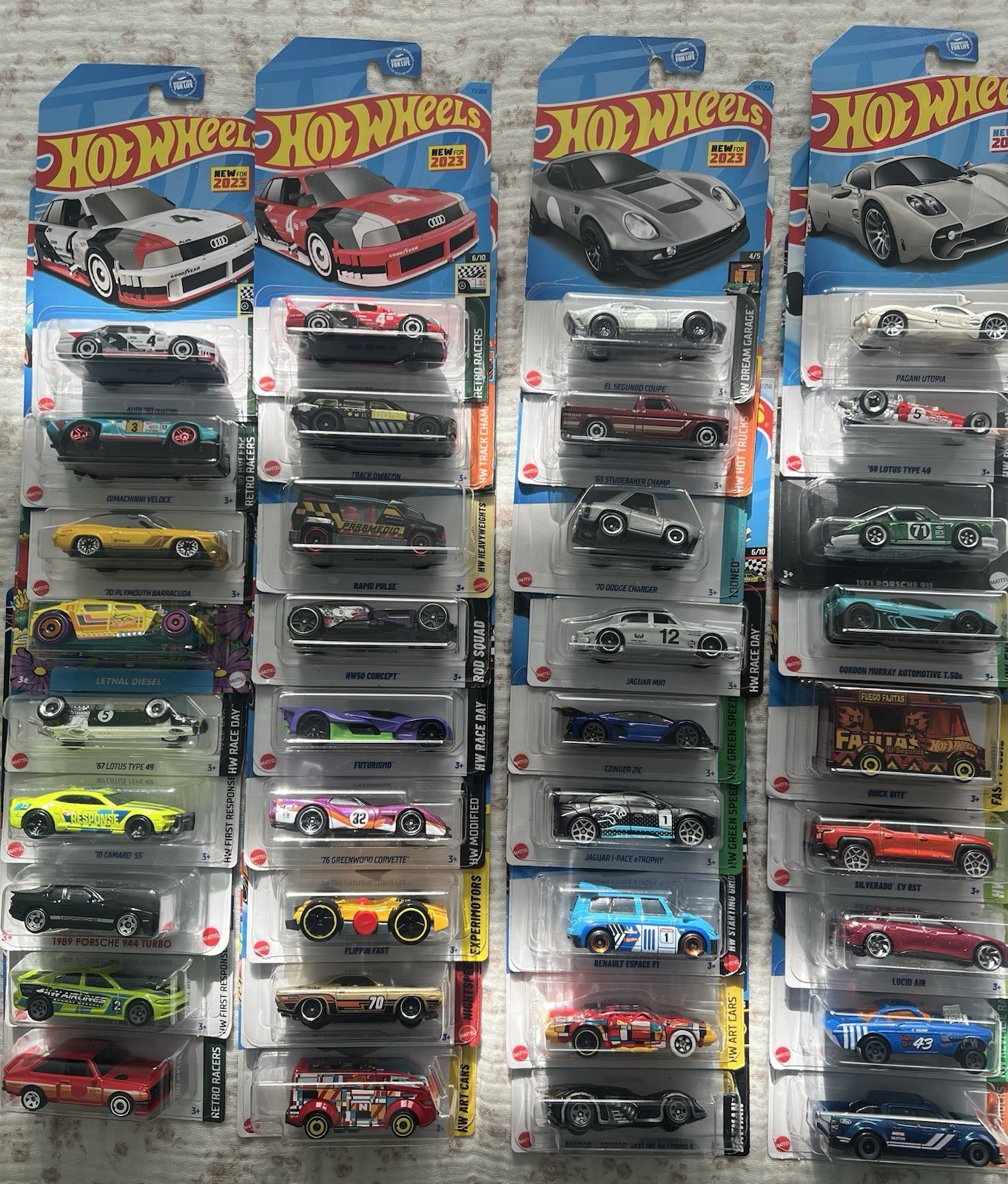 Hot Wheels Misc. Years, Lot Of 28 make me an offer