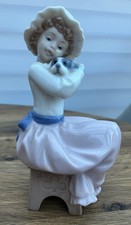 Vintage LLADRO NAO 'A BIG HUG' # 1049 Girl & Puppy Dog Ornament-1987