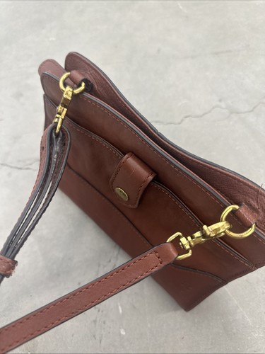 FRYE Brown Leather Lucy Wristlet Clutch Crossbody - Removable Strap Purse - Picture 5 of 9