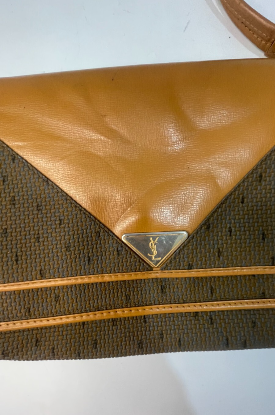 Borsa a tracolla Yves Saint Laurent YSL vintage pelle marrone tela logo triangolo