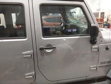 Local Pickup Only Passenger Front Door Vin W 6th Digit Jk Body Fits 11-18 Wran