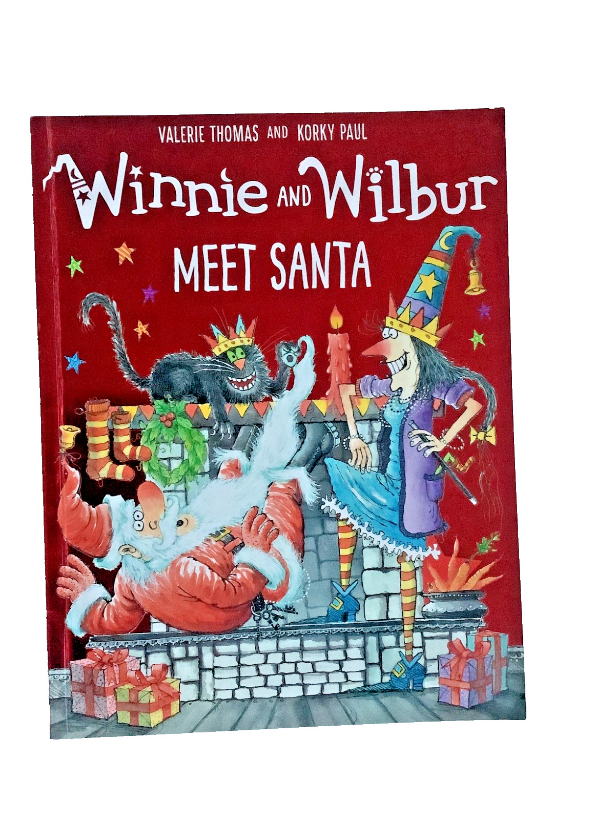 Winnie and Wilbur Meet Santa Paperback Valerie Thomas