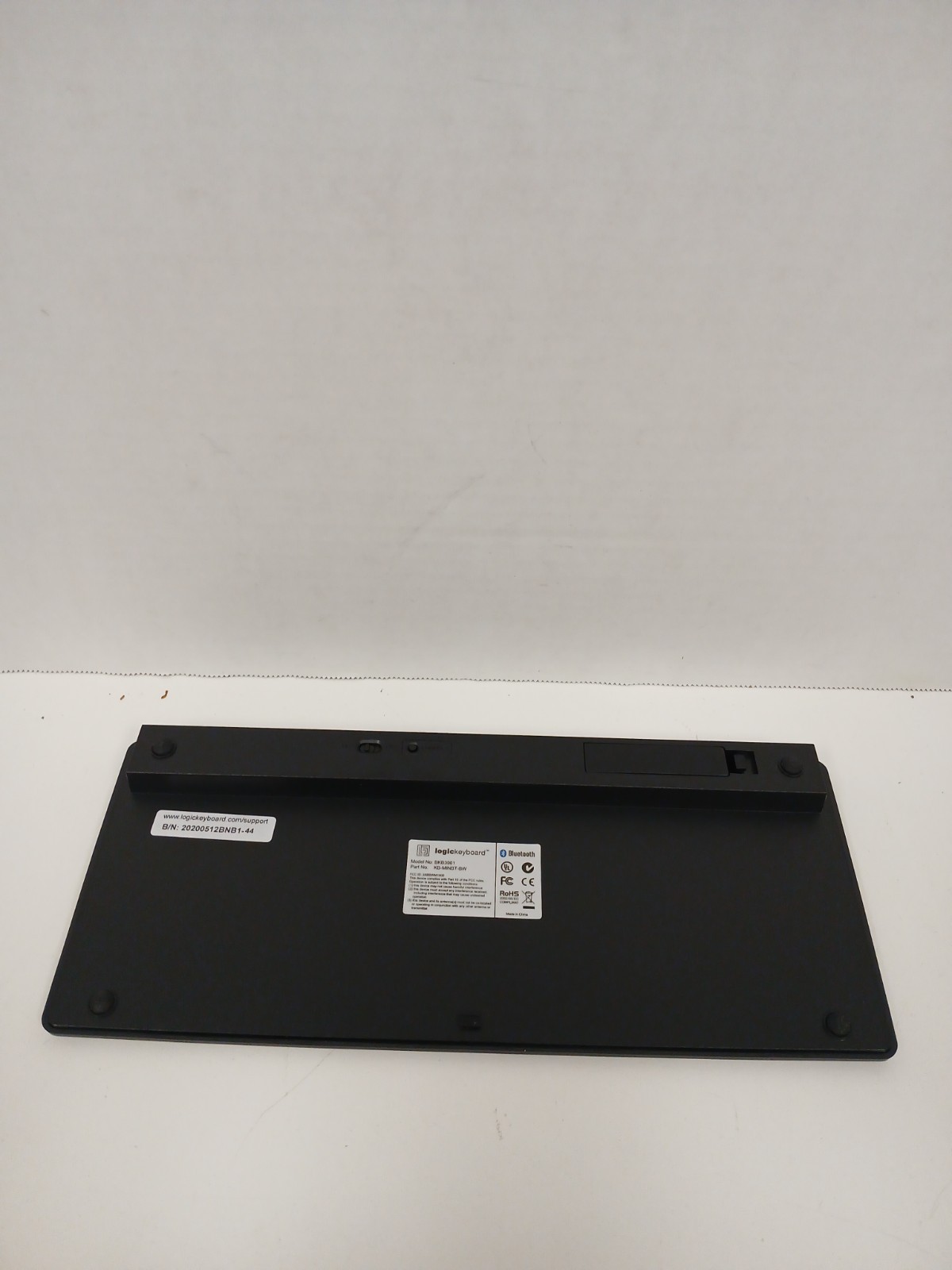 Logic Keyboard Model: BKB3001 Large Print Bluetooth Keyboard