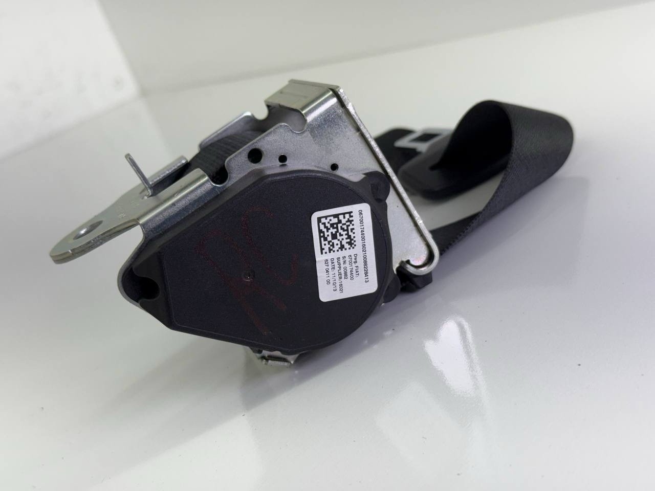 Maserati Ghibli 2014-2024 REAR Seat belt