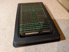 Lot of 24 - 16GB DDR-4 2133P ECC Reg. HP 752369-081 / Samsung M393A2G40EB1