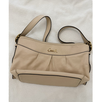 Coach Beige Shoulder Bag, Gold Hardware, Pink Lining, Zip Closure, Women's