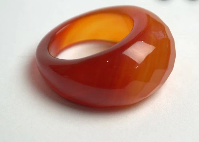 Anillo facetado liso tallado banda piedra cornalina naranja profundo talla 9, 20,6 G Foto 2 de 4