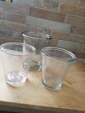 lot C  3 anciens pots à confiture en verre lisse coniques inscriptions au fond