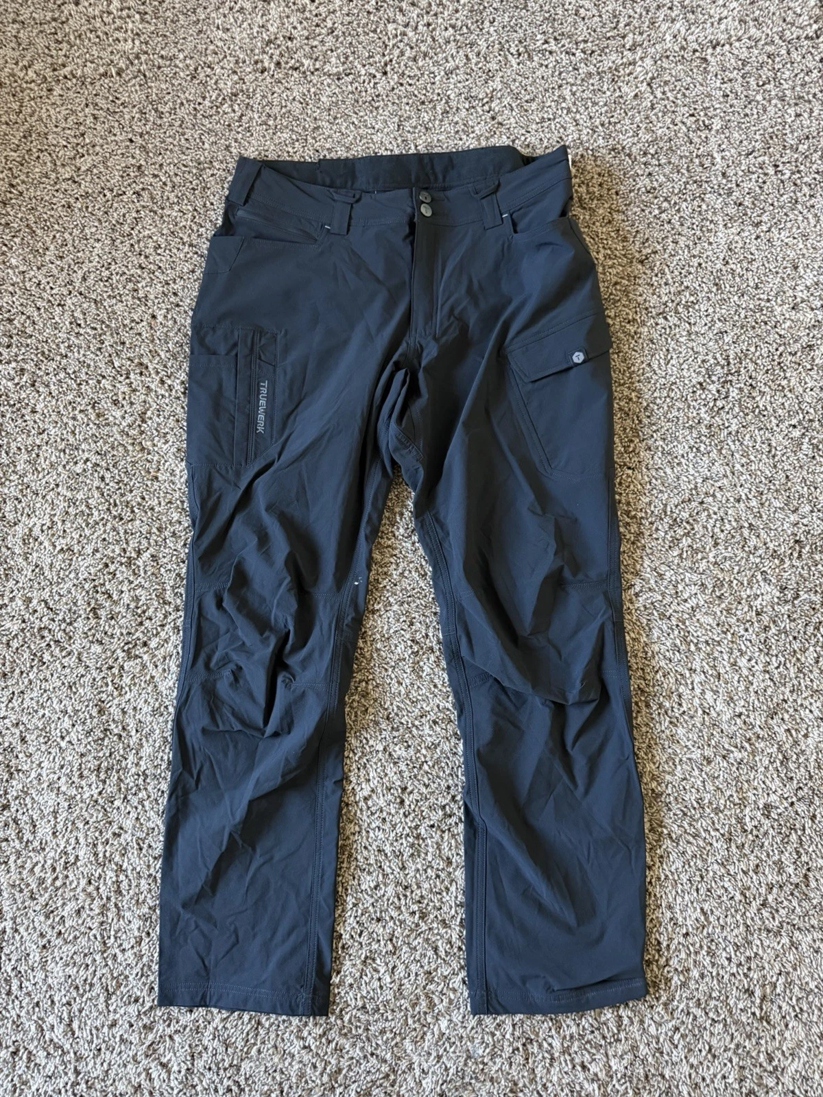 Truewerk Mens Pants 36x32 Black Work Utility Cargo Softshell Used
Opens in a new window or tab