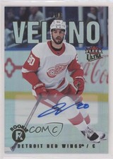 2021-22 Upper Deck Fleer Ultra Rookies Silver Rainbow Foil Joe Veleno Auto 0s98