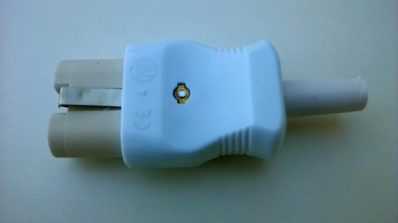 GERÄTESTECKER MT KABEL 1,5m 3x1,0 - Z.B. Alte TOASTER