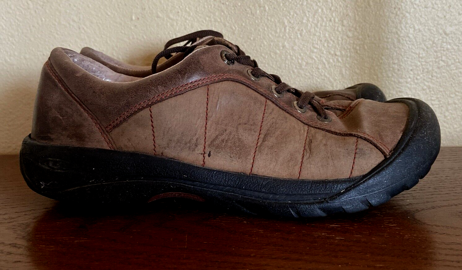 Scarpe stringate da trekking KEEN da donna marroni rosse cuciture in pelle