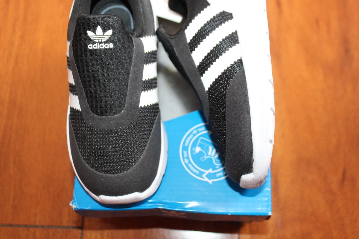 ya ♥ y❤︎ adidas ZX 8000 “Strawberry Latte” Lands January 20 | House