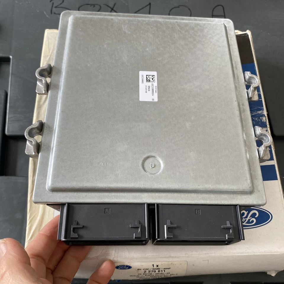 FORD GENUINE EDGE ENGINE ECU Engine Control Unit-SVJ1GA-12A650-AB - Image 2 of 3