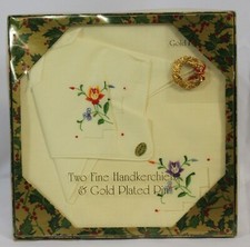 Vtg Handkerchiefs Brooch Pin Lot Set in Box Unused Embroidered Cotton NOS White