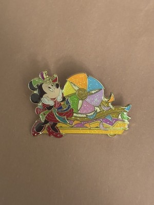 Tokyo Disney Mystery Pin MINNIE MOUSE Harmony of Color Parade Float Japan