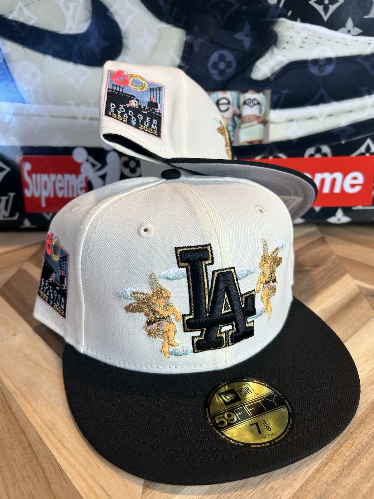 New Era Los Angeles Dodgers LA Angels Metallic Chrome Dome 7 3/8 Sold Out Rare