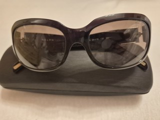 Damen Brille Ralph Lauren Sonnenbrille. Schwarz.