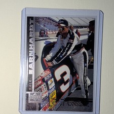 1997 Upper Deck Dale Earnhardt DE-1 Goodwrench NASCAR Auto Racing