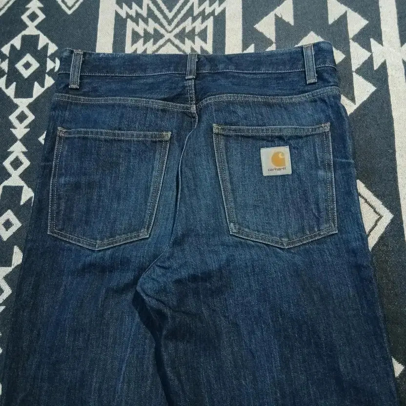 Carhartt WIP Dark Wash Logo Patch Jeans - Men 31 thumbnail 8