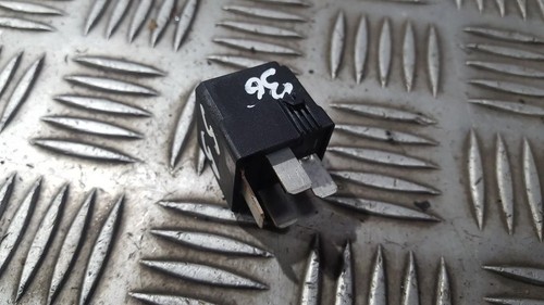 A0025421319 Relais, Arbeitsstrom 4RA007791-00 Mercedes-Benz CLK-C DE462022-96